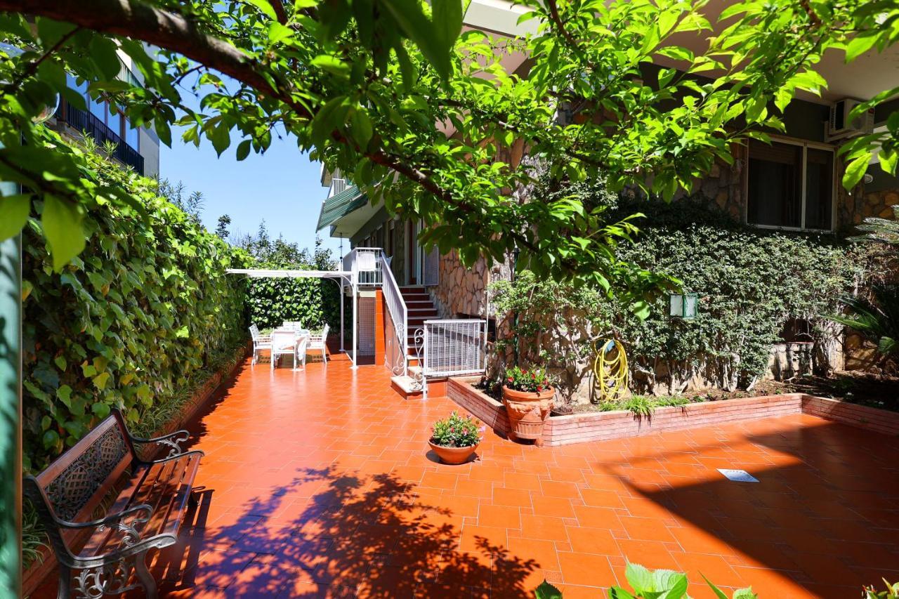 Garden House Giulia Apartment Sorrento Exterior foto